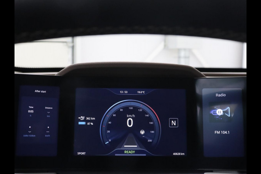 Aiways U5 63 kWh Premium | 40.800km NAP | Panoramadak | Leder | Stoelverwarming | Adaptive cruise | Carplay | 360 camera | Full LED | Keyless