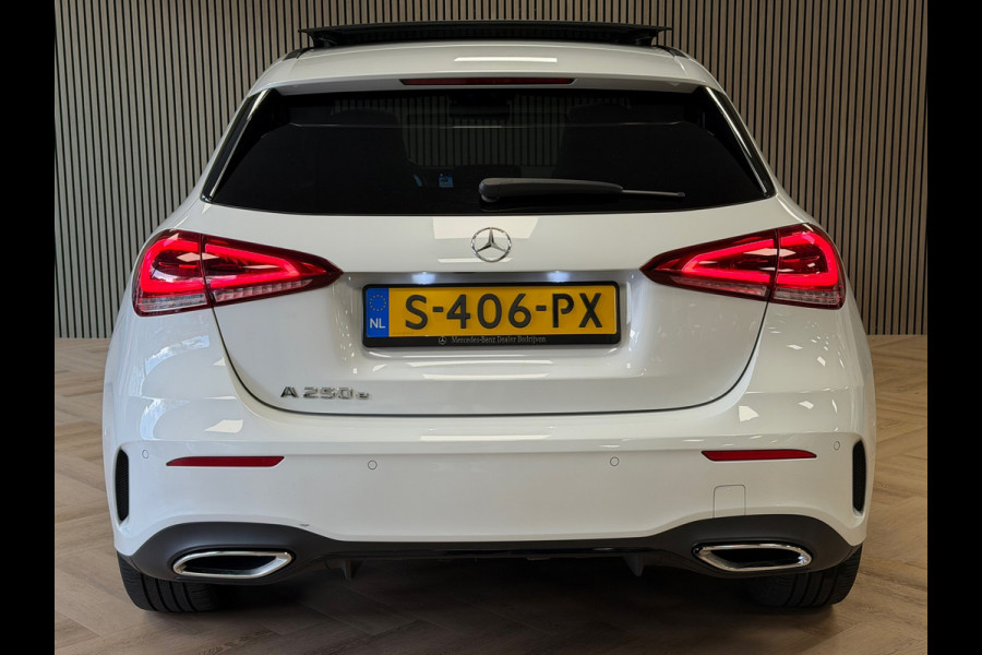 Mercedes-Benz A-Klasse 250e AMG Line AUT PANORAMADAK SFEERVERLICHTING KEYLESS-GO NAVIGATIE CAMERA STOELVERWARMING PDC AIRCO CRUISE