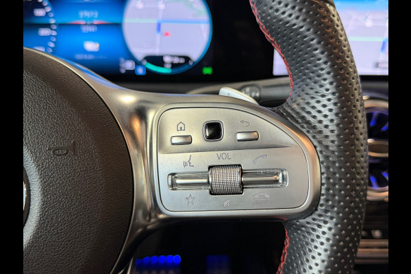 Mercedes-Benz A-Klasse 250e AMG Line AUT PANORAMADAK SFEERVERLICHTING KEYLESS-GO NAVIGATIE CAMERA STOELVERWARMING PDC AIRCO CRUISE