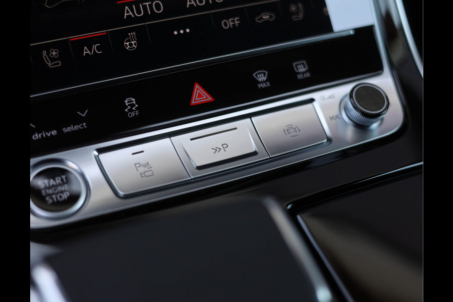 Audi Q8 60 TFSI e Quattro Pro Line S Competition | Massage - HuD - SoftClose - Pano - Trekhaak!