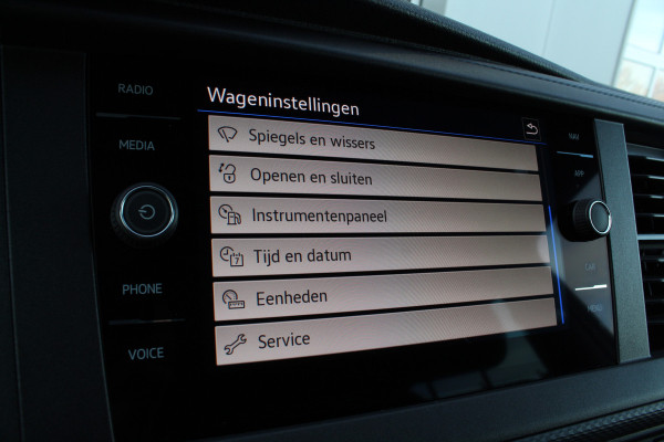 Volkswagen Transporter 2.0 TDI L2H1 32 DC > 6-persoons/Dubbel cabine/Automaat/Trekhaak