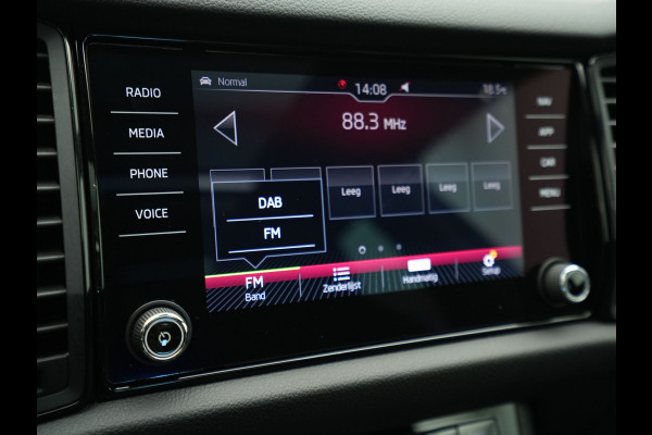 Škoda Kodiaq 1.5 TSI 150pk Sportline Business Panorama Camera Stoelverwarming Acc Carplay 302