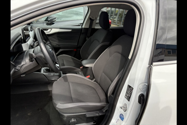 Ford FOCUS Wagon 1.0 EcoBoost Titanium Business