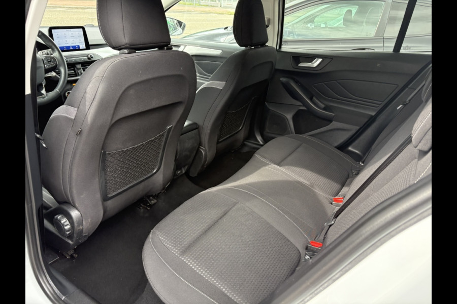 Ford FOCUS Wagon 1.0 EcoBoost Titanium Business