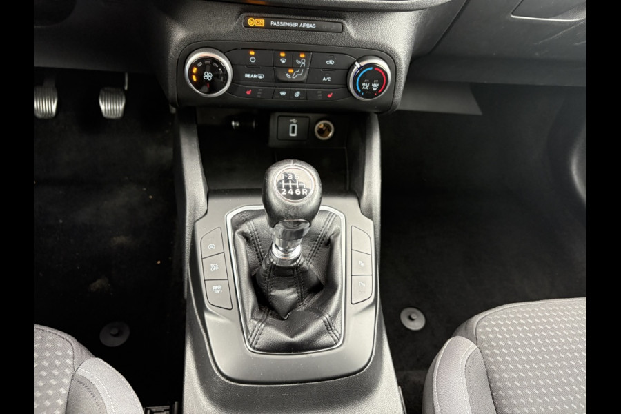 Ford FOCUS Wagon 1.0 EcoBoost Titanium Business