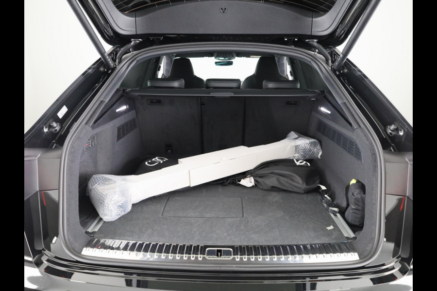 Audi Q8 60 TFSI e quattro Pro Line S Competition 490pk | Panoramadak | Head up display | Memory | Trekhaak | Massage stoelen | Assistentpakket Tour |