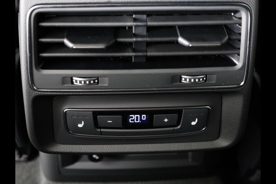 Audi Q8 60 TFSI e quattro Pro Line S Competition 490pk | Panoramadak | Head up display | Memory | Trekhaak | Massage stoelen | Assistentpakket Tour |