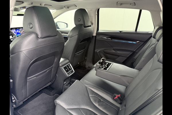 Škoda ENYAQ iV 80 204pk Leer+St+Verwarmd Pano-dak Trekhaak Adaptive Cruise PDC-a+v S.O.H. 94% 360°Camera 20"lm Apple Carplay Android Auto Luxus DAB Stuurverwarming Led Lmv Keyless Infotainment Plus Assistentie Plus Comfort-pakket 1e Eigenaar Origineel Nederlandse Auto Nieuwprijs €57.155,- 1.000kg trekvermogen!