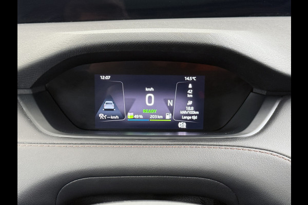 Škoda ENYAQ iV 80 204pk Leer+St+Verwarmd Pano-dak Trekhaak Adaptive Cruise PDC-a+v S.O.H. 94% 360°Camera 20"lm Apple Carplay Android Auto Luxus DAB Stuurverwarming Led Lmv Keyless Infotainment Plus Assistentie Plus Comfort-pakket 1e Eigenaar Origineel Nederlandse Auto Nieuwprijs €57.155,- 1.000kg trekvermogen!