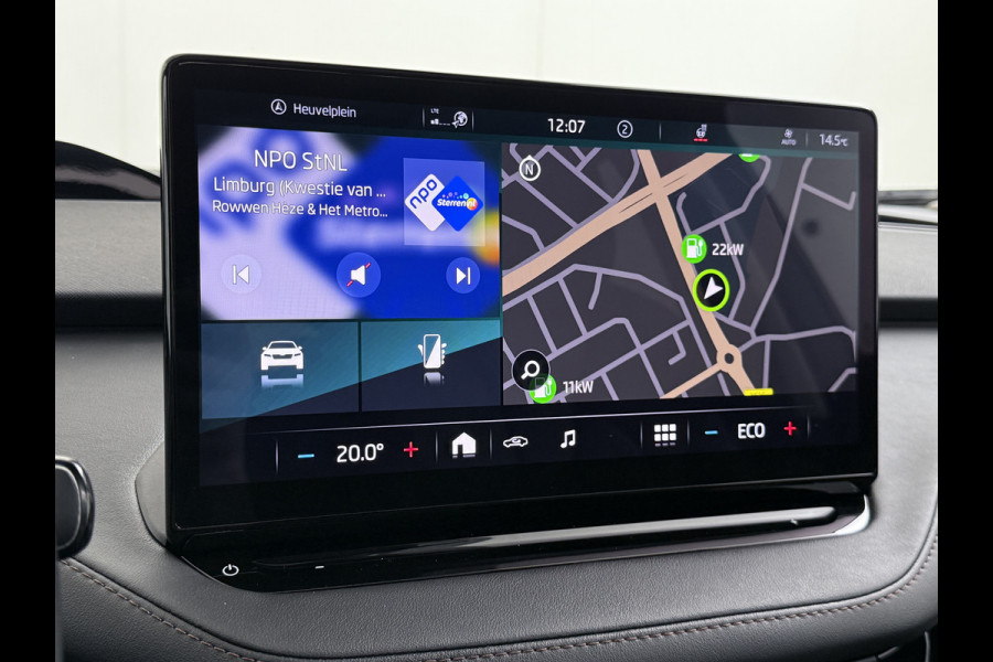 Škoda ENYAQ iV 80 204pk Leer+St+Verwarmd Pano-dak Trekhaak Adaptive Cruise PDC-a+v S.O.H. 94% 360°Camera 20"lm Apple Carplay Android Auto Luxus DAB Stuurverwarming Led Lmv Keyless Infotainment Plus Assistentie Plus Comfort-pakket 1e Eigenaar Origineel Nederlandse Auto Nieuwprijs €57.155,- 1.000kg trekvermogen!