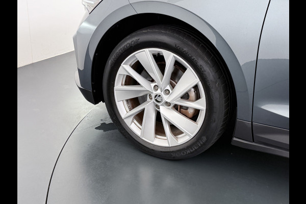Škoda ENYAQ iV 80 204pk Leer+St+Verwarmd Pano-dak Trekhaak Adaptive Cruise PDC-a+v S.O.H. 94% 360°Camera 20"lm Apple Carplay Android Auto Luxus DAB Stuurverwarming Led Lmv Keyless Infotainment Plus Assistentie Plus Comfort-pakket 1e Eigenaar Origineel Nederlandse Auto Nieuwprijs €57.155,- 1.000kg trekvermogen!