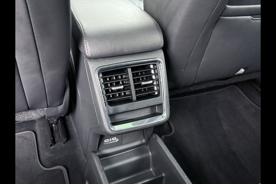 Škoda ENYAQ iV 80 204pk Leer+St+Verwarmd Pano-dak Trekhaak Adaptive Cruise PDC-a+v S.O.H. 94% 360°Camera 20"lm Apple Carplay Android Auto Luxus DAB Stuurverwarming Led Lmv Keyless Infotainment Plus Assistentie Plus Comfort-pakket 1e Eigenaar Origineel Nederlandse Auto Nieuwprijs €57.155,- 1.000kg trekvermogen!