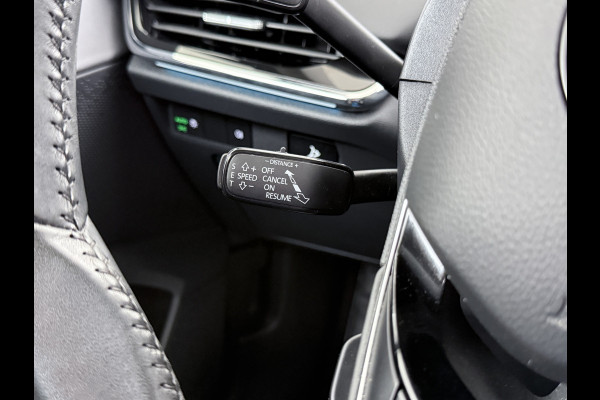 Škoda ENYAQ iV 80 204pk Leer+St+Verwarmd Pano-dak Trekhaak Adaptive Cruise PDC-a+v S.O.H. 94% 360°Camera 20"lm Apple Carplay Android Auto Luxus DAB Stuurverwarming Led Lmv Keyless Infotainment Plus Assistentie Plus Comfort-pakket 1e Eigenaar Origineel Nederlandse Auto Nieuwprijs €57.155,- 1.000kg trekvermogen!