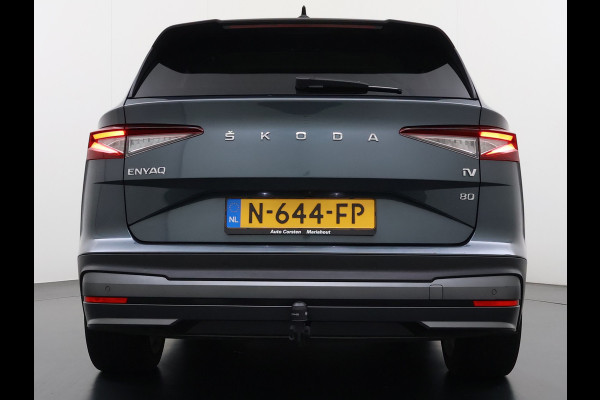 Škoda ENYAQ iV 80 204pk Leer+St+Verwarmd Pano-dak Trekhaak Adaptive Cruise PDC-a+v S.O.H. 94% 360°Camera 20"lm Apple Carplay Android Auto Luxus DAB Stuurverwarming Led Lmv Keyless Infotainment Plus Assistentie Plus Comfort-pakket 1e Eigenaar Origineel Nederlandse Auto Nieuwprijs €57.155,- 1.000kg trekvermogen!