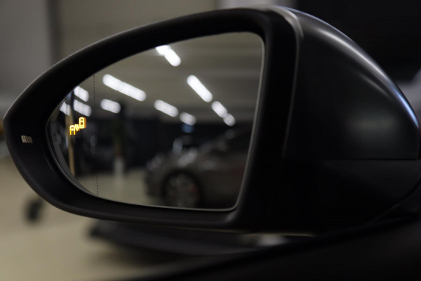 Volkswagen Golf 2.0 TSI 4Motion R /PANO/CARPLAY/KEYLESS/ACC/BLINDSPOT/DUNAAUDIO/SFEER/VOL