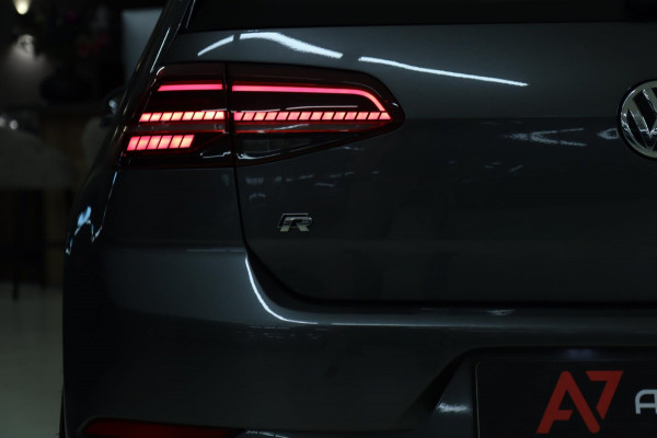Volkswagen Golf 2.0 TSI 4Motion R /PANO/CARPLAY/KEYLESS/ACC/BLINDSPOT/DUNAAUDIO/SFEER/VOL