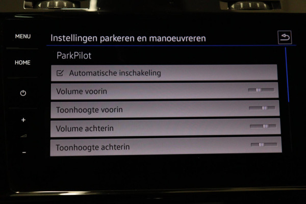 Volkswagen Golf 2.0 TSI 4Motion R /PANO/CARPLAY/KEYLESS/ACC/BLINDSPOT/DUNAAUDIO/SFEER/VOL