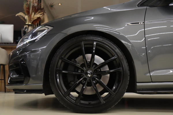 Volkswagen Golf 2.0 TSI 4Motion R /PANO/CARPLAY/KEYLESS/ACC/BLINDSPOT/DUNAAUDIO/SFEER/VOL