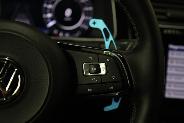 Volkswagen Golf 2.0 TSI 4Motion R /PANO/CARPLAY/KEYLESS/ACC/BLINDSPOT/DUNAAUDIO/SFEER/VOL