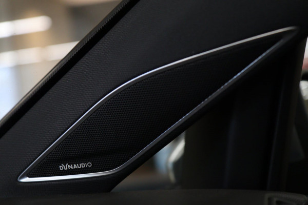 Volkswagen Golf 2.0 TSI 4Motion R /PANO/CARPLAY/KEYLESS/ACC/BLINDSPOT/DUNAAUDIO/SFEER/VOL