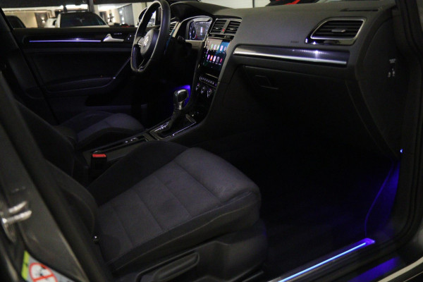 Volkswagen Golf 2.0 TSI 4Motion R /PANO/CARPLAY/KEYLESS/ACC/BLINDSPOT/DUNAAUDIO/SFEER/VOL