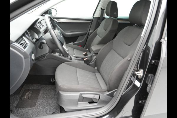 Škoda Octavia Combi 1.5 TSI 150pk DSG Greentech Business Edition Plus Navigatie Stoelverwarming Canton Clima 104