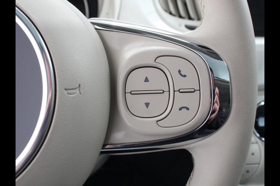 Fiat 500 1.0 Hybrid Dolcevita Panorama dak Climate Control Cruise Control Navigatie Apple Carplay/Android Auto Dab Digitale Cockpit Parkeer Sensoren  Lichtmetalen Velgen 16" Led
