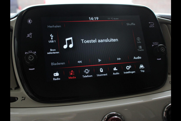Fiat 500 1.0 Hybrid Dolcevita Panorama dak Climate Control Cruise Control Navigatie Apple Carplay/Android Auto Dab Digitale Cockpit Parkeer Sensoren  Lichtmetalen Velgen 16" Led