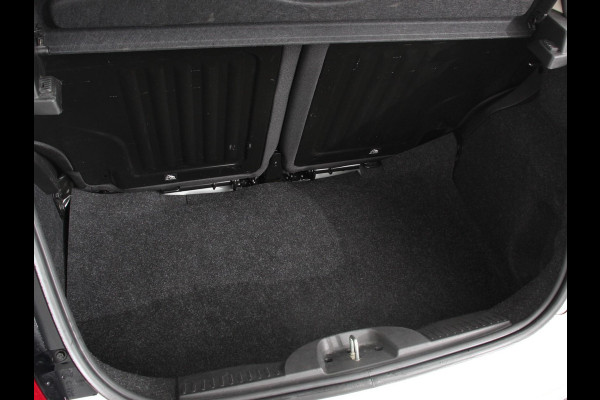 Fiat 500 1.0 Hybrid Dolcevita Panorama dak Climate Control Cruise Control Navigatie Apple Carplay/Android Auto Dab Digitale Cockpit Parkeer Sensoren  Lichtmetalen Velgen 16" Led