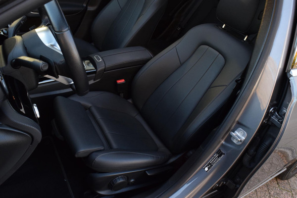 Mercedes-Benz A-Klasse 250 e Luxury Line|Dak|Sfeer|Trekhaak|Orig.NL.