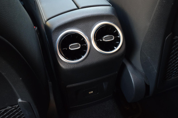 Mercedes-Benz A-Klasse 250 e Luxury Line|Dak|Sfeer|Trekhaak|Orig.NL.