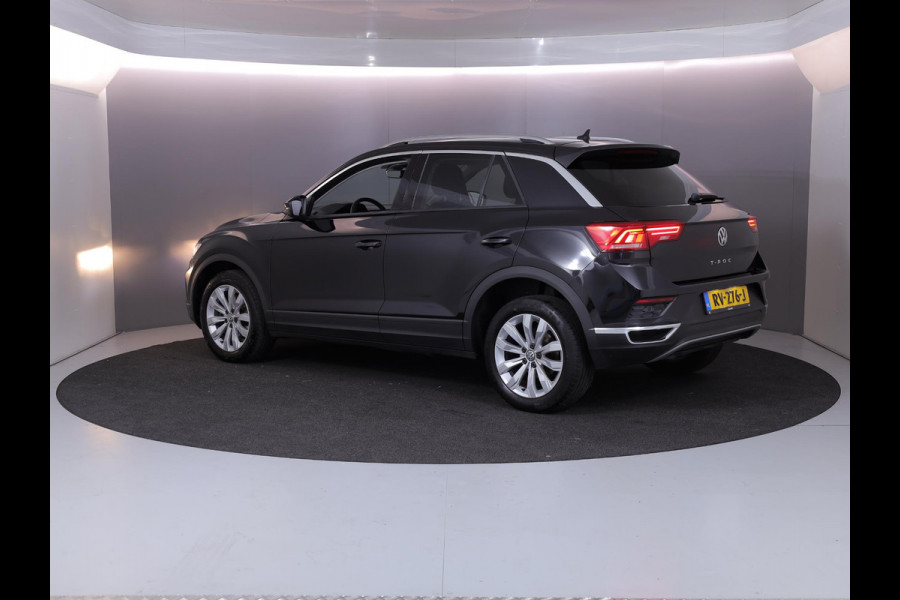 Volkswagen T-Roc 1.0 TSI Style 115pk 6bak| Navi| 17'LM-velgen| Camera| Clioma