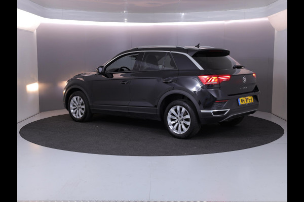 Volkswagen T-Roc 1.0 TSI Style 115pk 6bak| Navi| 17'LM-velgen| Camera| Clioma