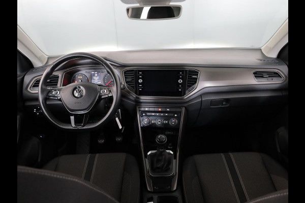 Volkswagen T-Roc 1.0 TSI Style 115pk 6bak| Navi| 17'LM-velgen| Camera| Clioma