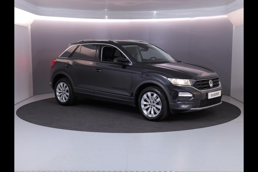 Volkswagen T-Roc 1.0 TSI Style 115pk 6bak| Navi| 17'LM-velgen| Camera| Clioma