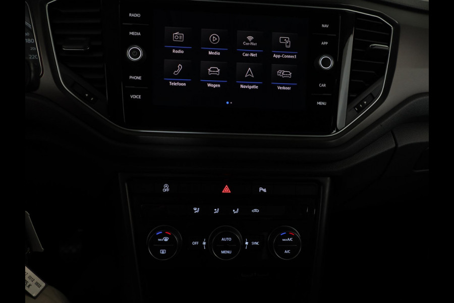 Volkswagen T-Roc 1.0 TSI Style 115pk 6bak| Navi| 17'LM-velgen| Camera| Clioma