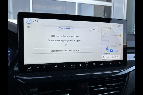 Ford FOCUS Wagon 1.0 EBH ST Line X TREKHAAK! DRIVERPACK! WINTERPACK!