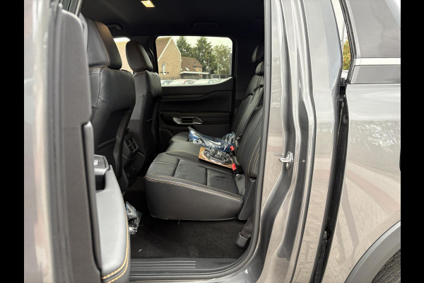 Ford Ranger 2.3 PHEV Wildtrak Double Cab |281pk | 5 persoons! | Technology Pack Plus Trailer | Cargo Area Pack | Power Rollertop | Prijs excl. BTW incl. BPM | laadkabel mode 3 16A