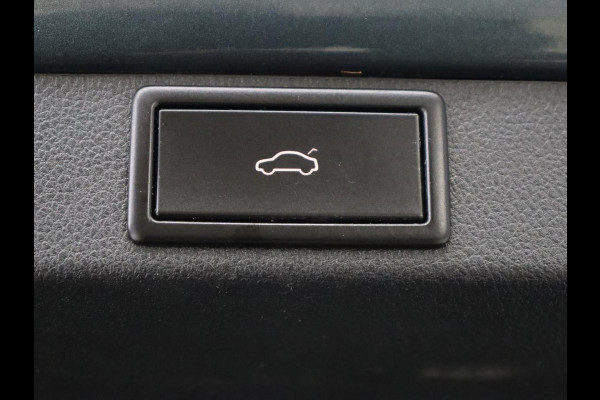 Škoda Octavia 1.0 TSI Business Edition | Carplay | Navigatie | Chroom Pakket | Parkeerhulp | Full LED | Getint glas | Climate control | Cruise control | Bluetooth | Virtual Cockpit | Keyless start | 18'' lichtmetalen velgen