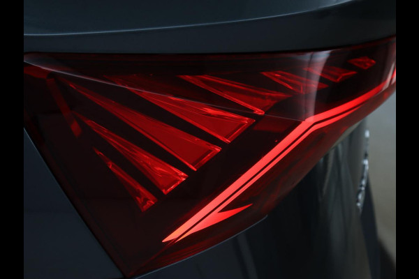 Škoda Octavia 1.0 TSI Business Edition | Carplay | Navigatie | Chroom Pakket | Parkeerhulp | Full LED | Getint glas | Climate control | Cruise control | Bluetooth | Virtual Cockpit | Keyless start | 18'' lichtmetalen velgen