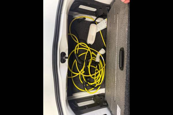 Volkswagen e-Up! AUTOMAAT AIRCO CLIMATE CONTROL BLUETOOTH 260KM BEREIK