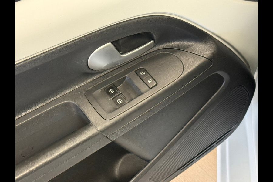 Volkswagen e-Up! AUTOMAAT AIRCO CLIMATE CONTROL BLUETOOTH 260KM BEREIK