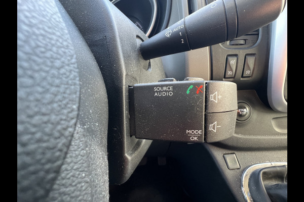 Renault Trafic 1.6 dCi T29 L2H1 Formula Edition Yellow Energy