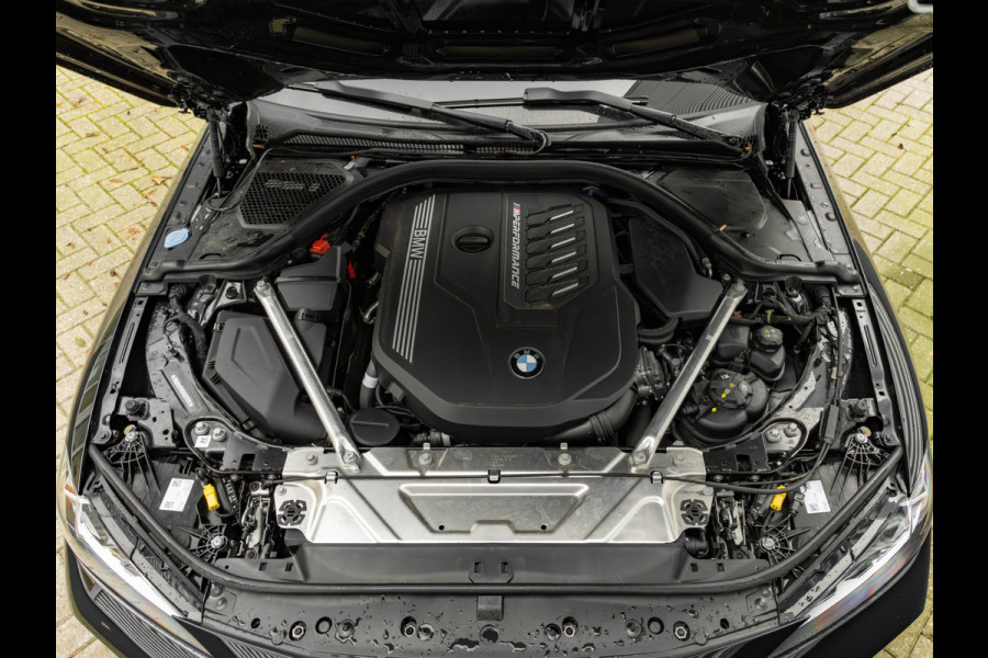 BMW 4 Serie Cabrio M440i xDrive - M-Sport Pro - ACC - Standkachel - 20 inch Lichtmetaal