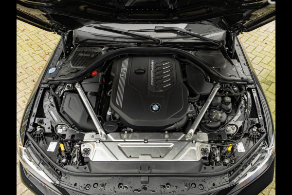 BMW 4 Serie Cabrio M440i xDrive - M-Sport Pro - ACC - Standkachel - 20 inch Lichtmetaal