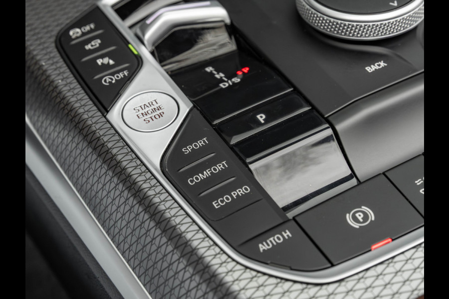 BMW 4 Serie Cabrio M440i xDrive - M-Sport Pro - ACC - Standkachel - 20 inch Lichtmetaal