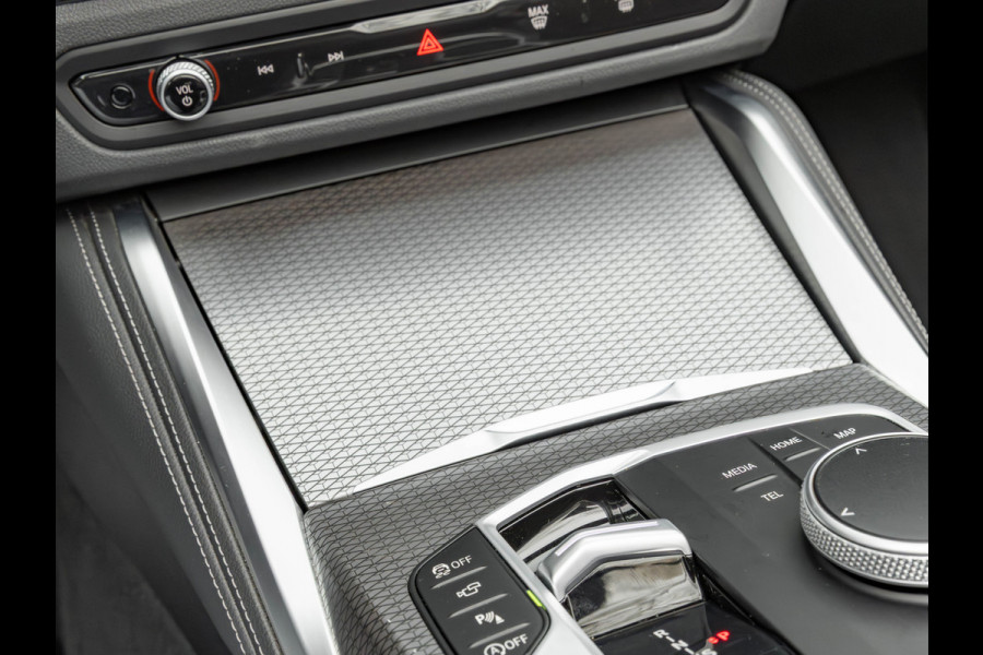 BMW 4 Serie Cabrio M440i xDrive - M-Sport Pro - ACC - Standkachel - 20 inch Lichtmetaal