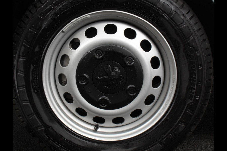 Peugeot e-Expert EV L2 75 kWh | 3p | Automatische Airco | Multimedia scherm | Cruise Control | Dab | Digitaal dasboard |