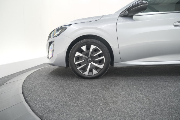Peugeot 208 PureTech 100 Active | Parkeersensoren | Navigatie | Apple Carplay