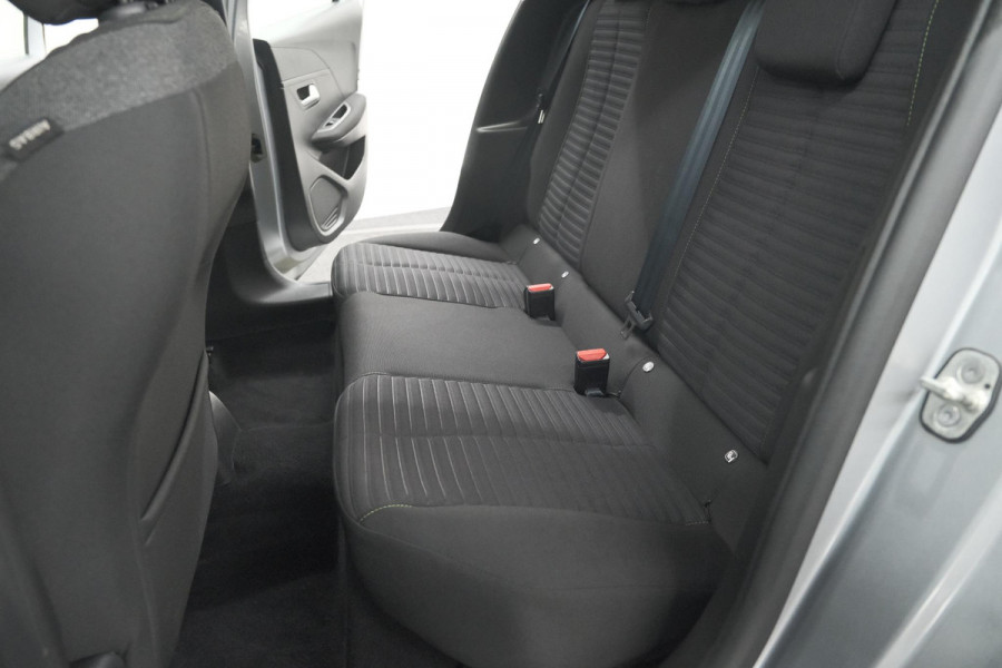 Peugeot 208 PureTech 100 Active | Parkeersensoren | Navigatie | Apple Carplay